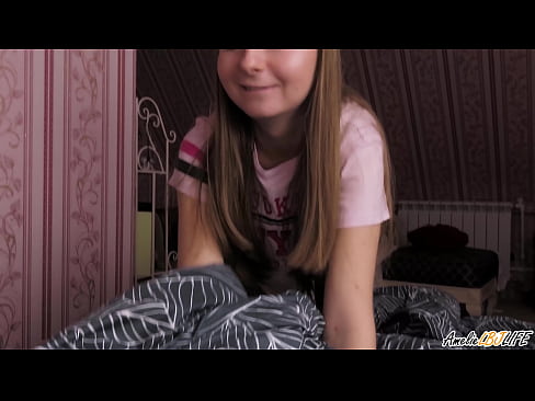❤️ Bidh Blondie a’ tarraing a BFF gu domhainn agus a’ faighinn cum na beul ️❌  Super porn  leinn gd.justindianpornx.ru